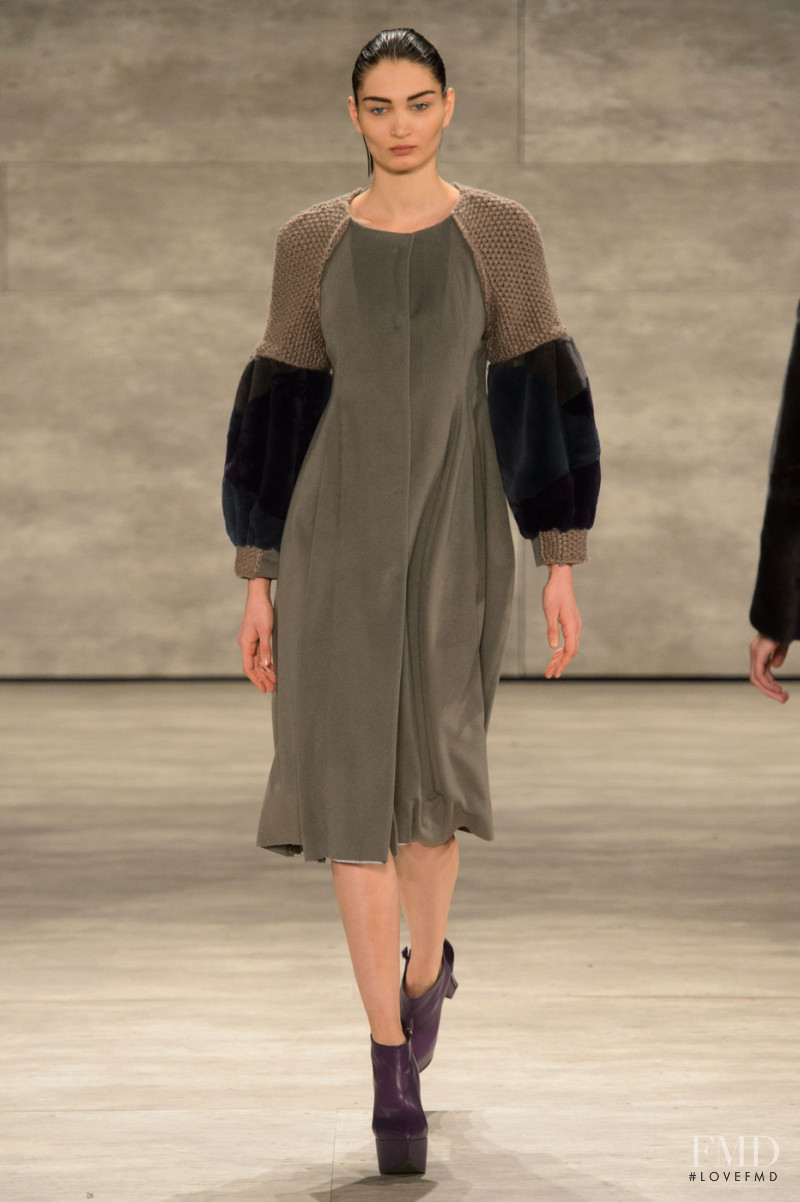 Son Jung Wan fashion show for Autumn/Winter 2015