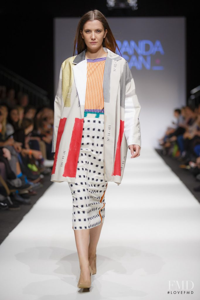 Smaranda Almasan fashion show for Spring/Summer 2015