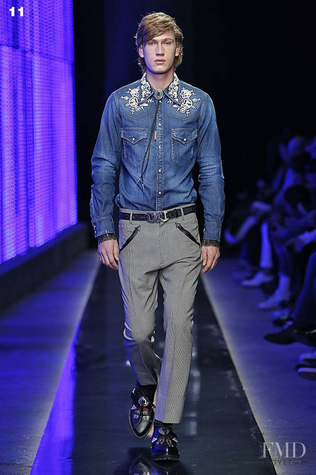 Hugo Villanova featured in  the DSquared2 fashion show for Autumn/Winter 2018