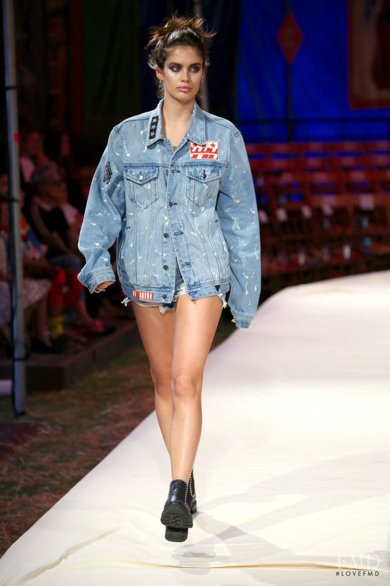 Sara Sampaio featured in  the Moschino fashion show for Resort 2019