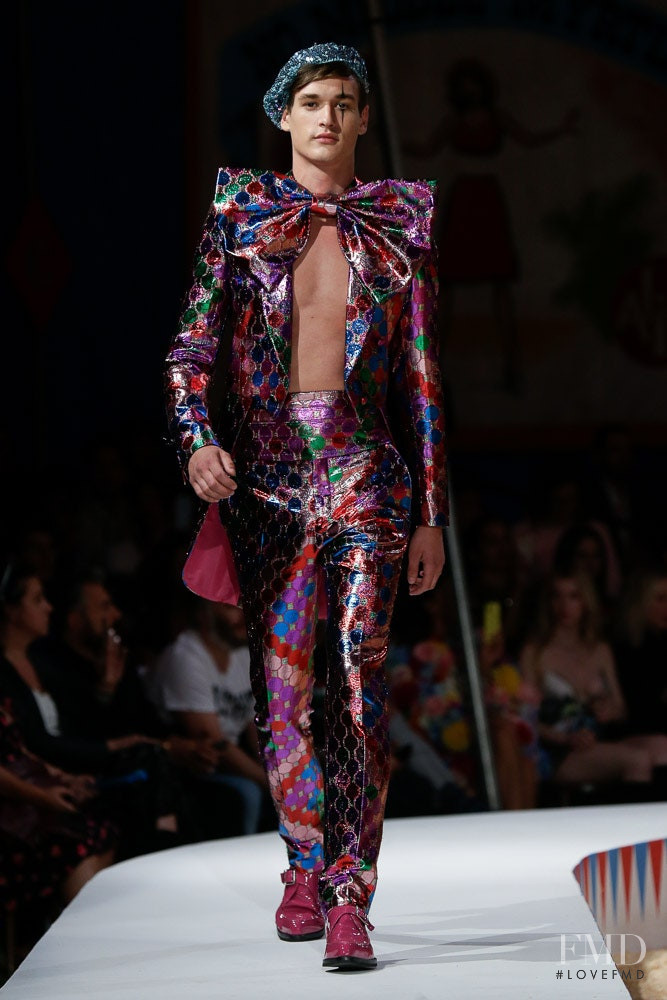 Moschino fashion show for Resort 2019