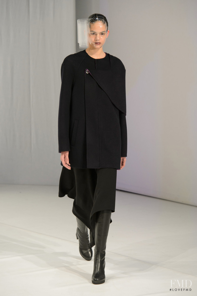 Photo - Hussein Chalayan - Autumn/Winter 2018 Ready-to-Wear - london ...