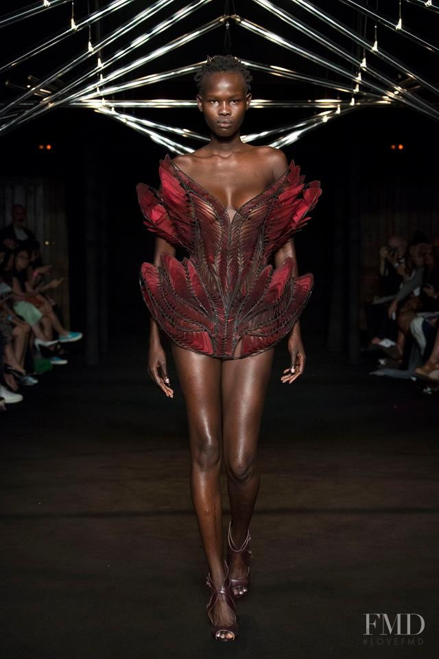 Shanelle Nyasiase featured in  the Iris Van Herpen fashion show for Autumn/Winter 2018