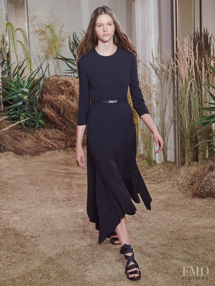 Hermès fashion show for Resort 2019