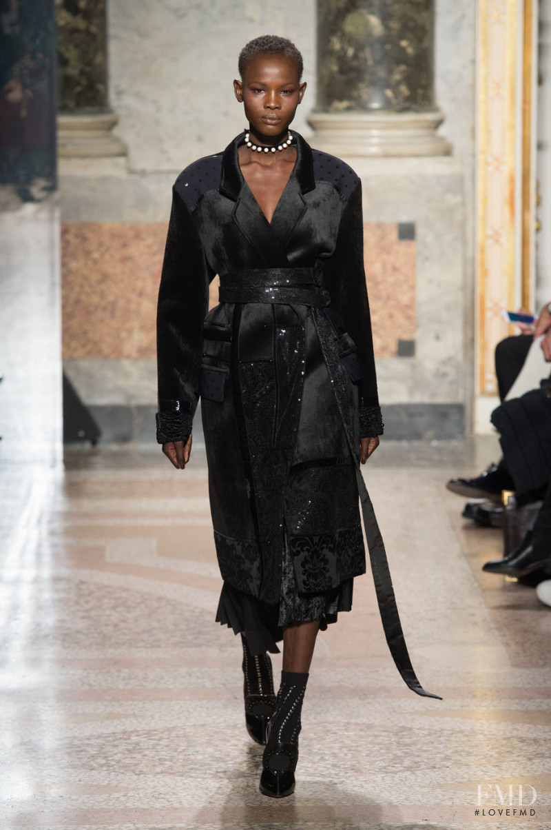 Shanelle Nyasiase featured in  the Angelo Marani fashion show for Autumn/Winter 2017