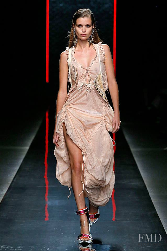 Luna Bijl featured in  the DSquared2 fashion show for Spring/Summer 2019