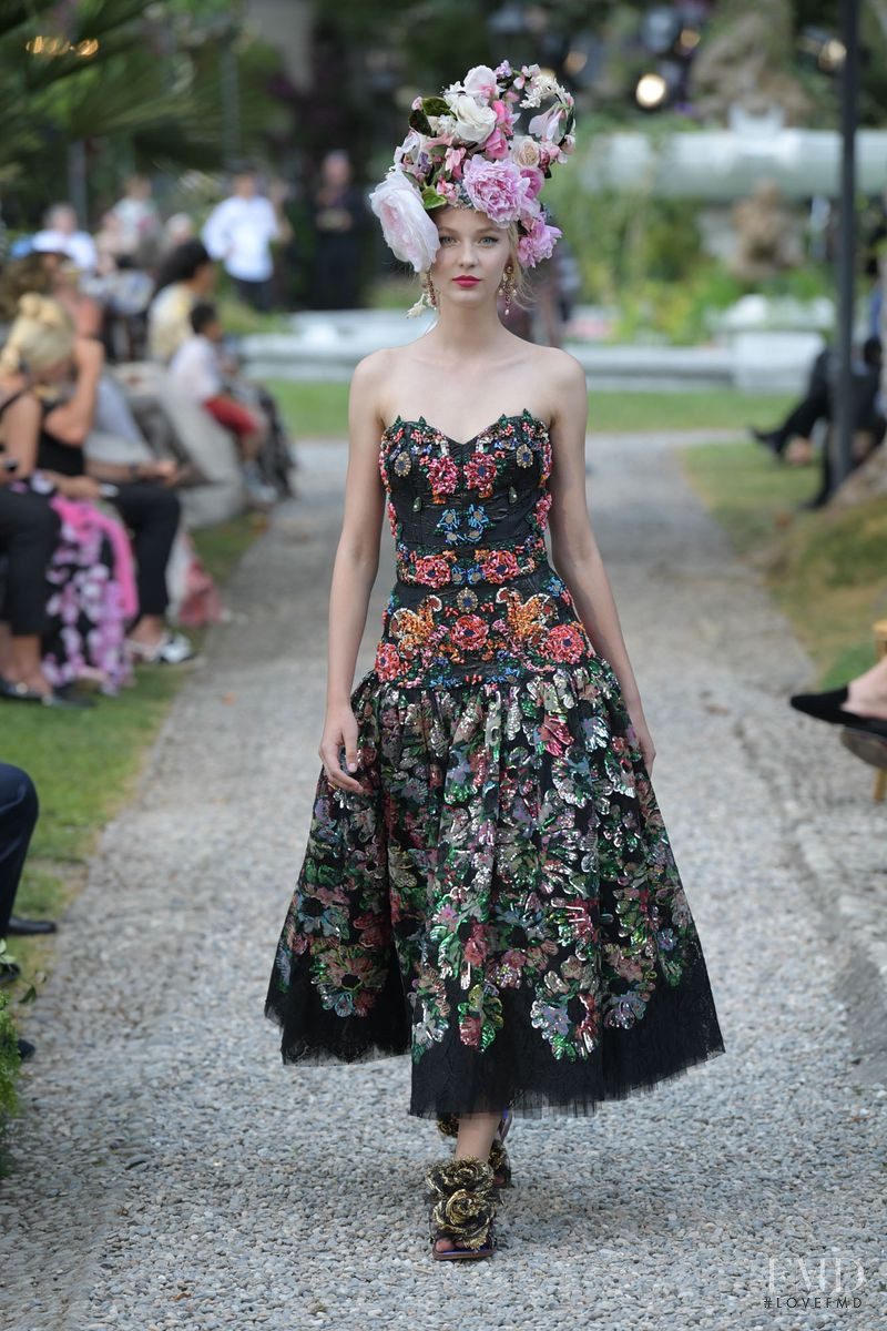 Dolce & Gabbana Alta Moda The Betrothed fashion show for Autumn/Winter 2018