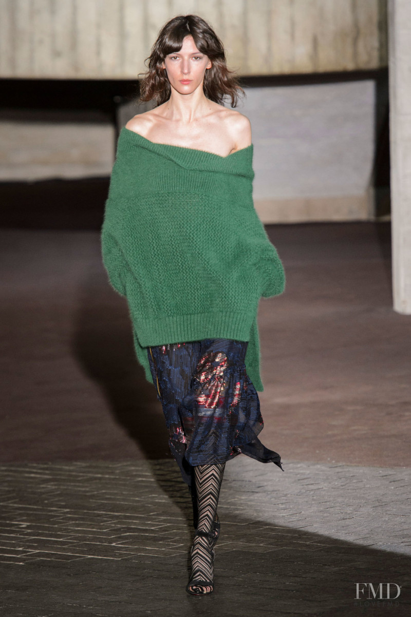 Karolina Laczkowska featured in  the Roland Mouret fashion show for Autumn/Winter 2018
