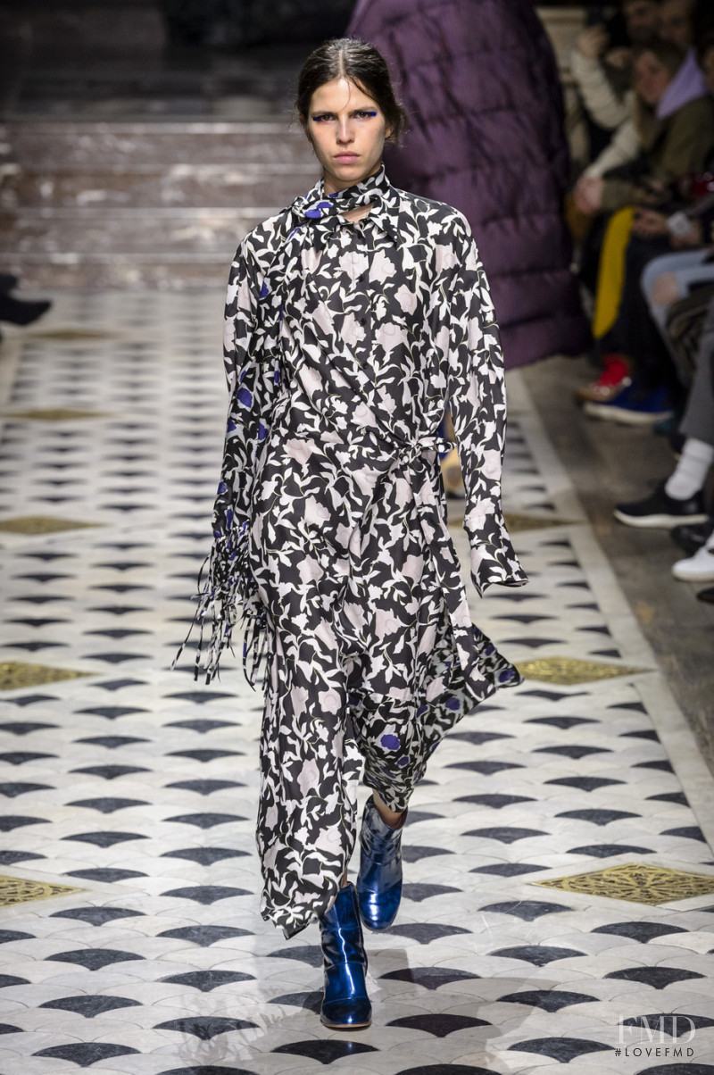 Christian Wijnants fashion show for Autumn/Winter 2018