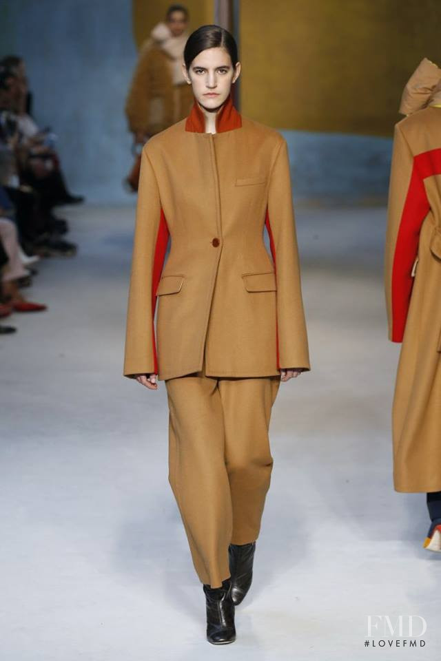 Roksanda Ilincic fashion show for Autumn/Winter 2018