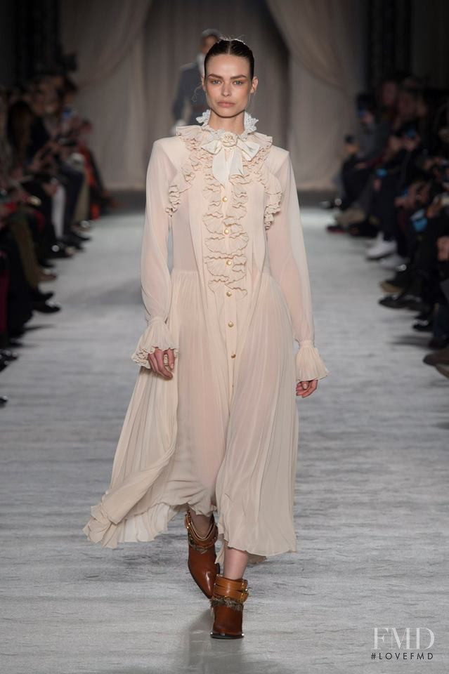 Birgit Kos featured in  the Philosophy di Lorenzo Serafini fashion show for Autumn/Winter 2018