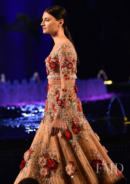 Manish Malhotra Pune fashion show for Summer 2018