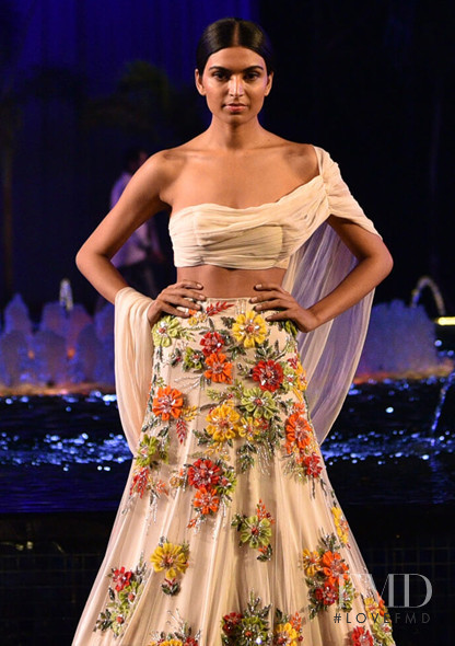 Manish Malhotra Pune fashion show for Summer 2018