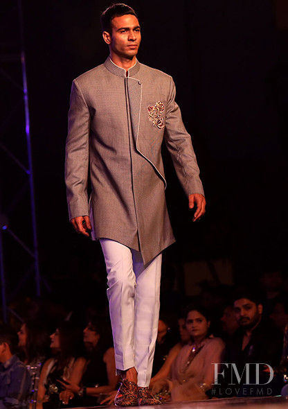 Manish Malhotra Pune fashion show for Summer 2018