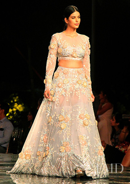 Manish Malhotra Pune fashion show for Summer 2018