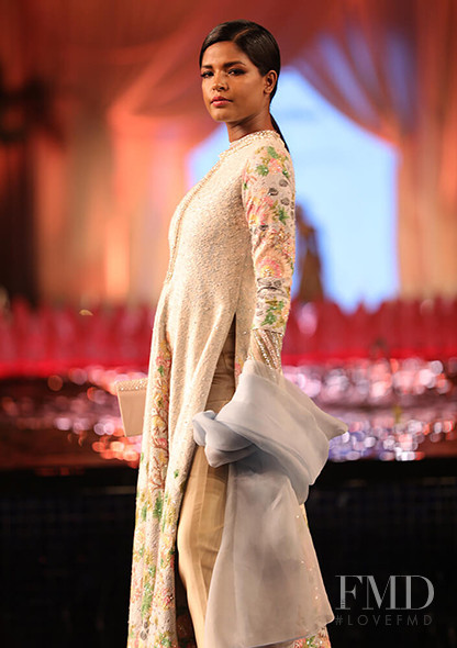 Manish Malhotra Pune fashion show for Summer 2018