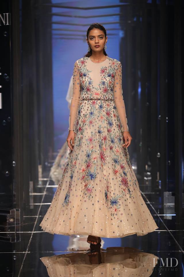 Tarun Tahiliani fashion show for Spring/Summer 2018