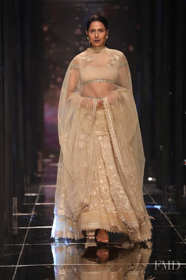 Tarun Tahiliani fashion show for Spring/Summer 2018