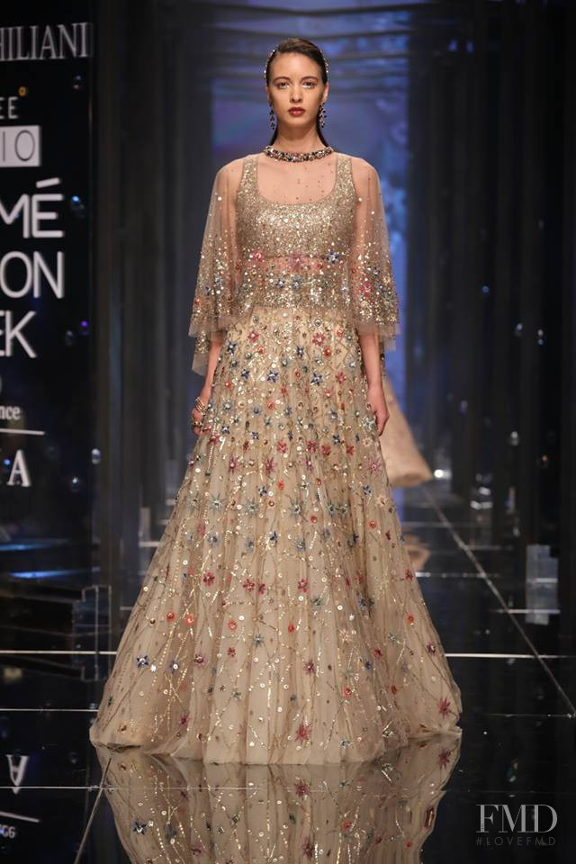 Tarun Tahiliani fashion show for Spring/Summer 2018