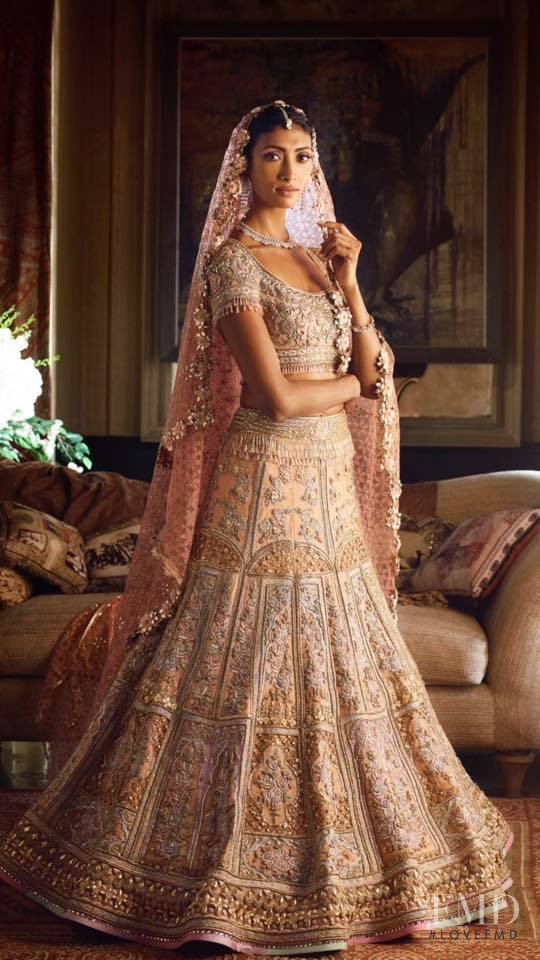 Tarun Tahiliani lookbook for Autumn/Winter 2018