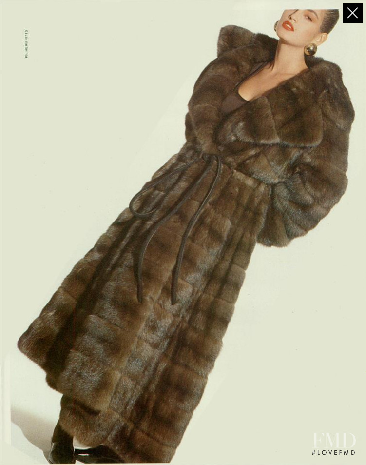 Cindy Crawford featured in  the Gianfranco Ferré advertisement for Autumn/Winter 1988