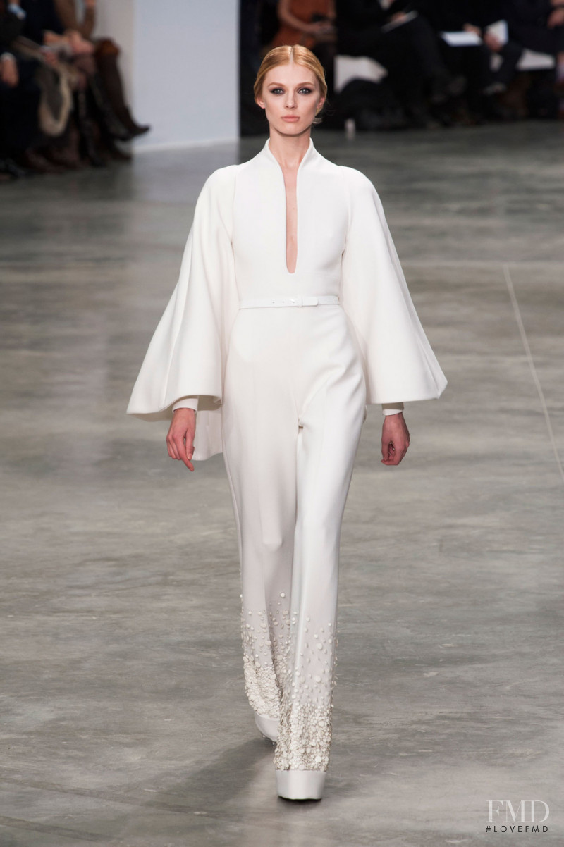 Olga Sherer featured in  the Stéphane Rolland fashion show for Spring/Summer 2013