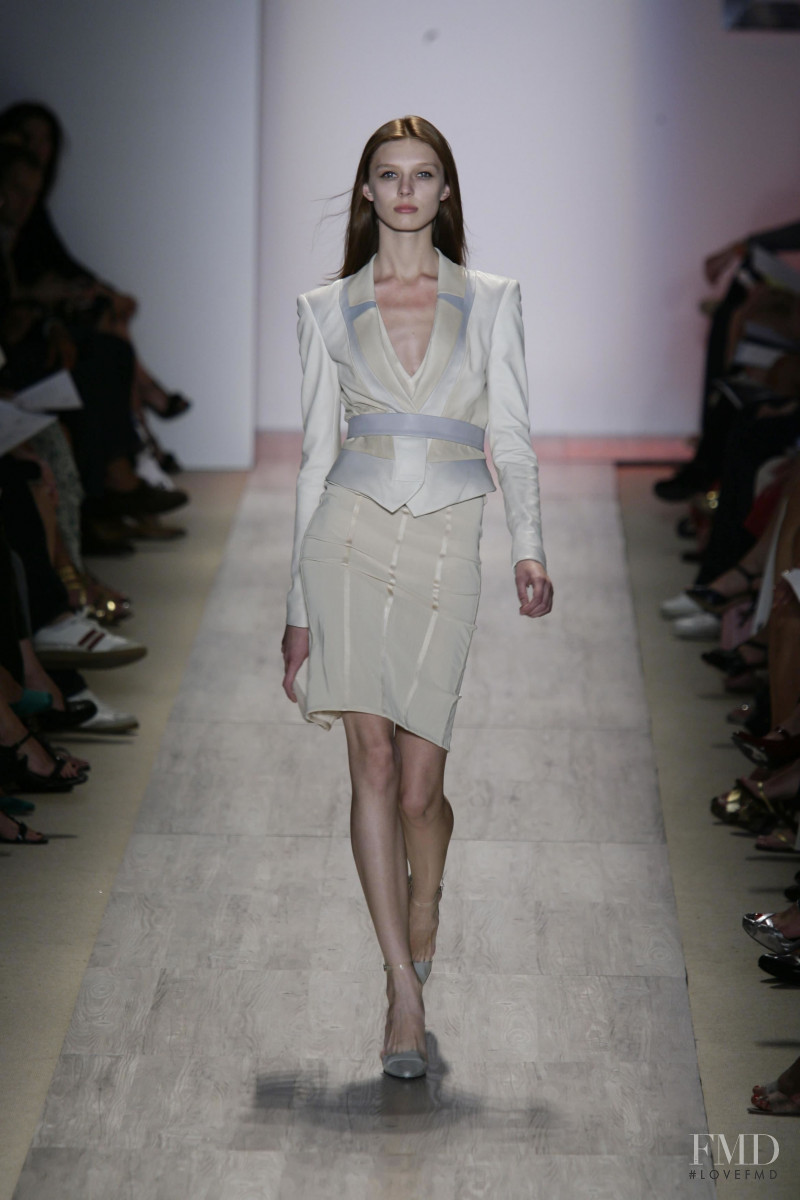 Olga Sherer featured in  the Herve Leger fashion show for Spring/Summer 2009