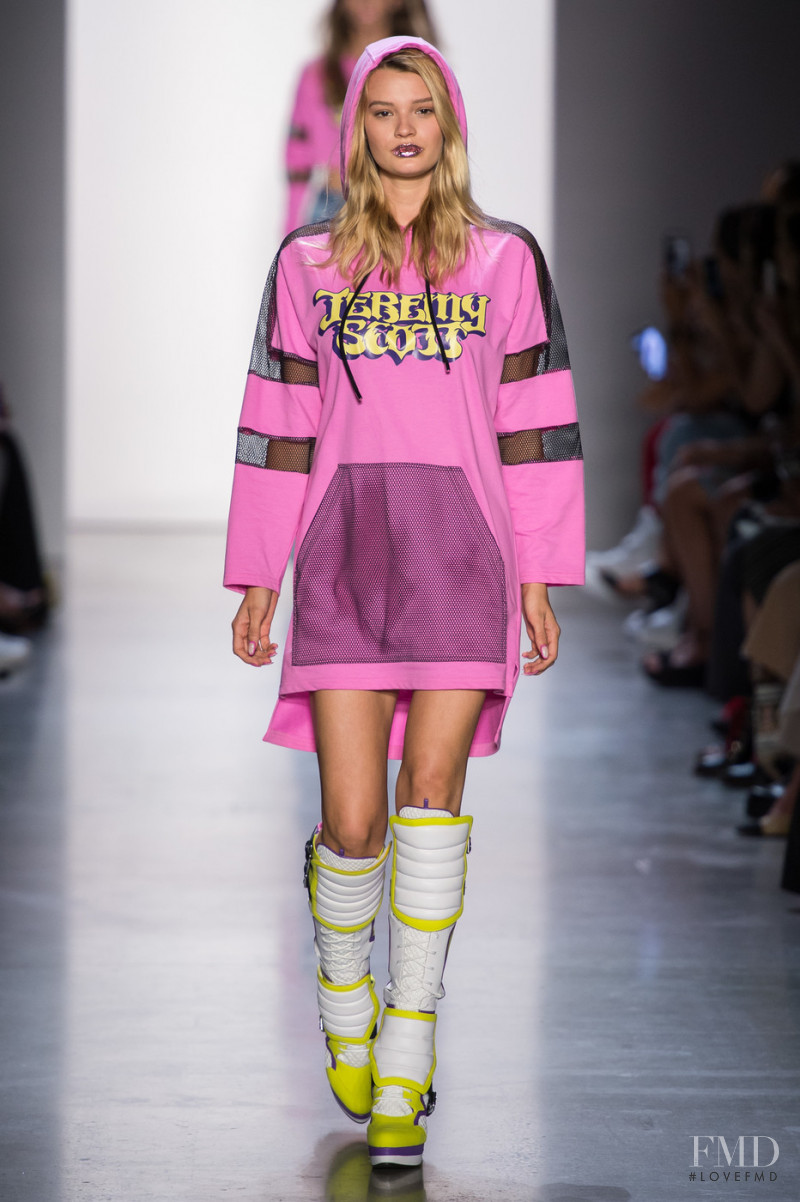 Cayley King featured in  the Jeremy Scott fashion show for Spring/Summer 2019