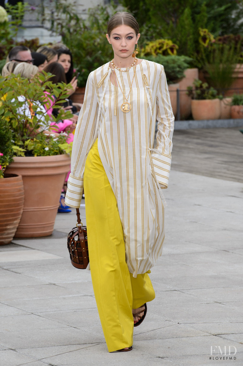 Gigi Hadid featured in  the Oscar de la Renta fashion show for Spring/Summer 2019