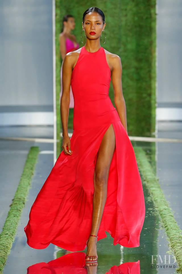 Ariela Soares featured in  the Cushnie Et Ochs fashion show for Spring/Summer 2019