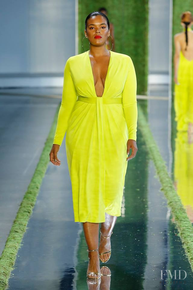 Yvonne Simone featured in  the Cushnie Et Ochs fashion show for Spring/Summer 2019