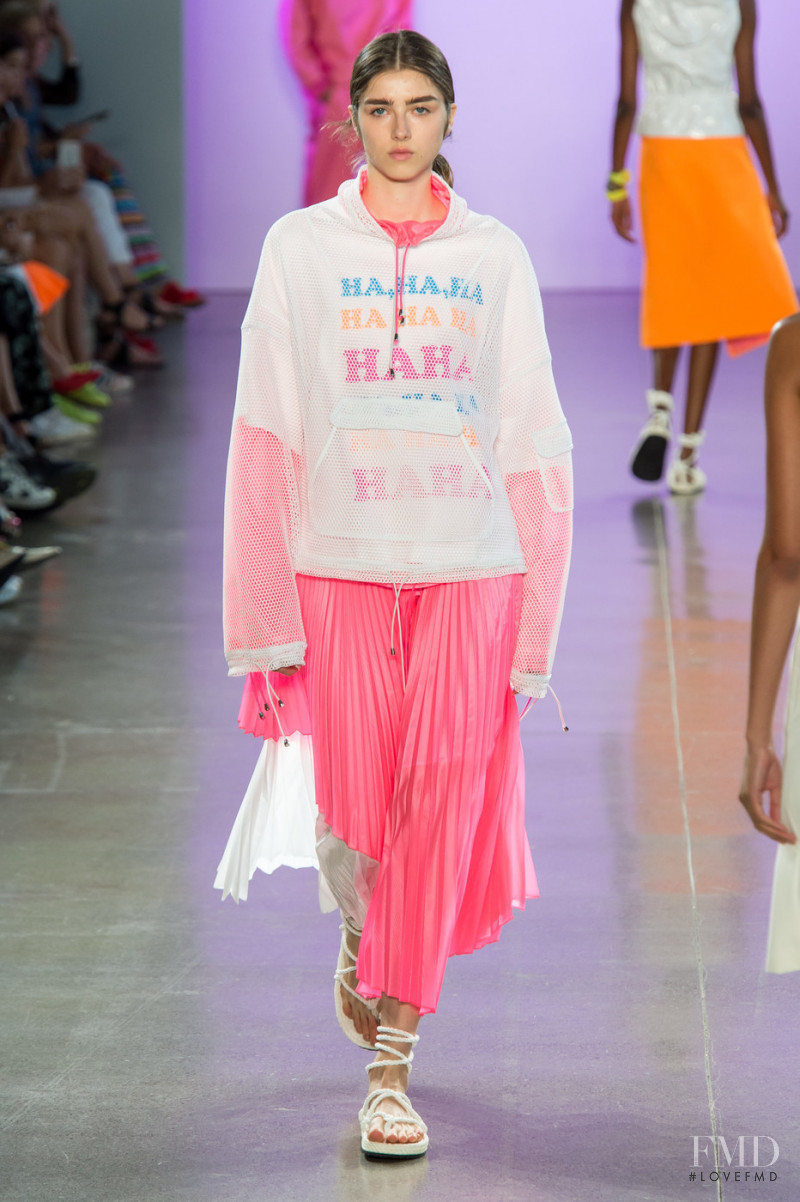 Jay Jankowska featured in  the Milly fashion show for Spring/Summer 2019