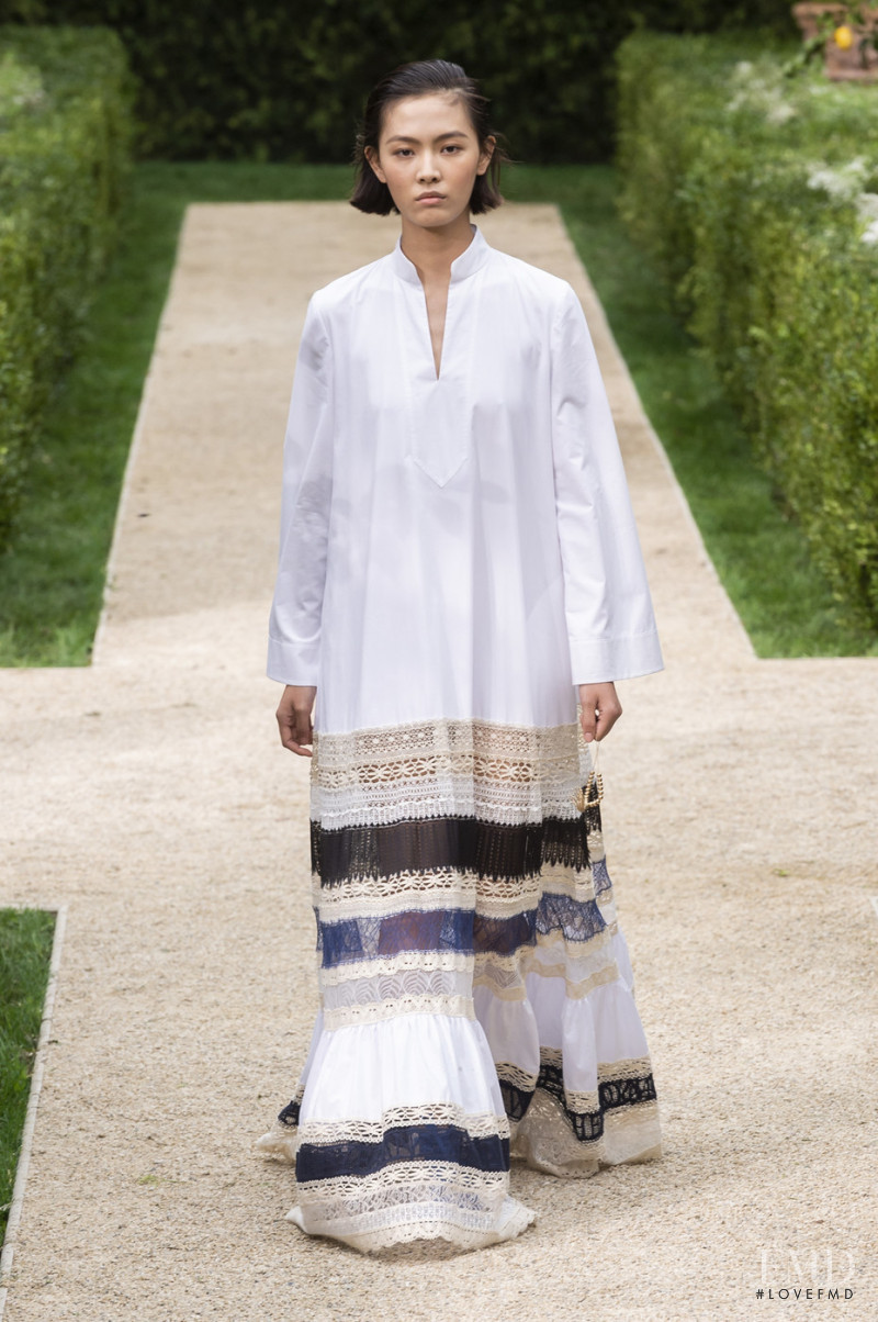 Jia Li Zhao featured in  the Tory Burch fashion show for Spring/Summer 2019