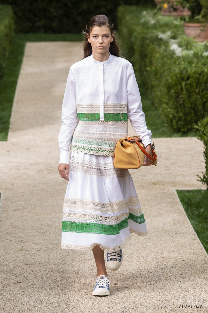 Mathilde Henning featured in  the Tory Burch fashion show for Spring/Summer 2019