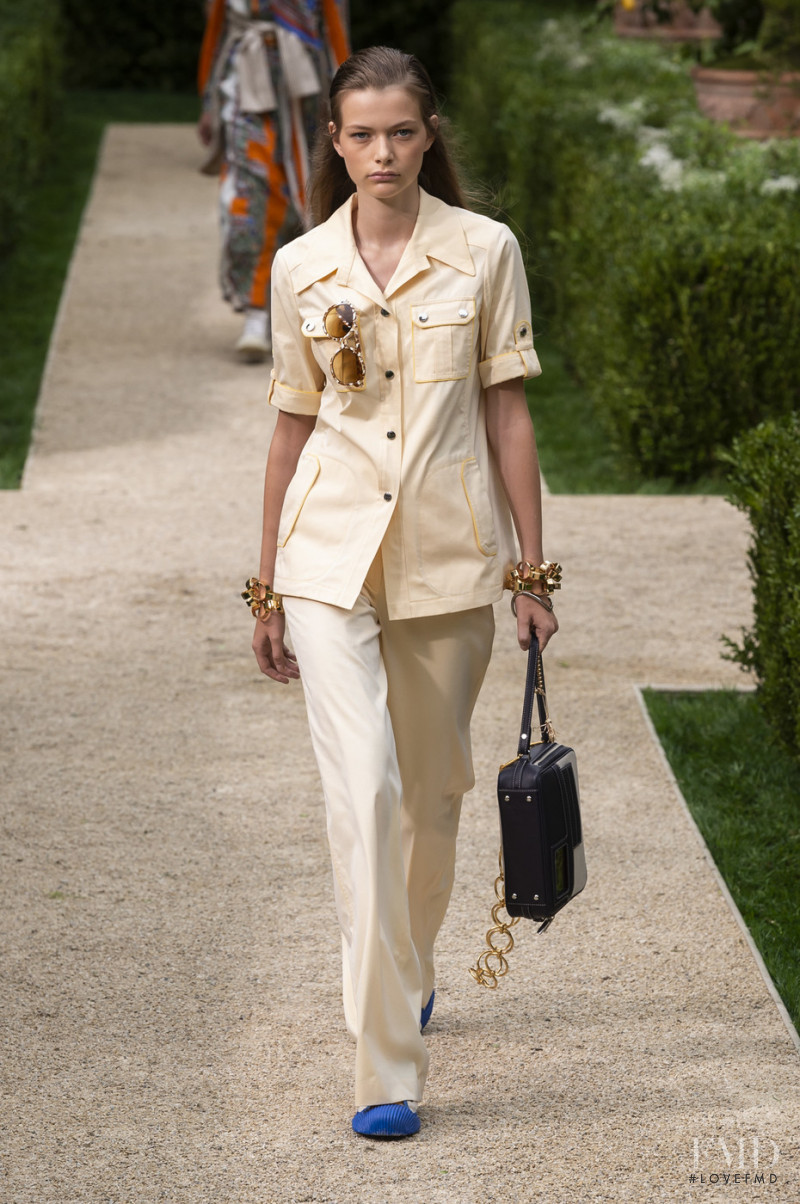 Louise Robert featured in  the Tory Burch fashion show for Spring/Summer 2019