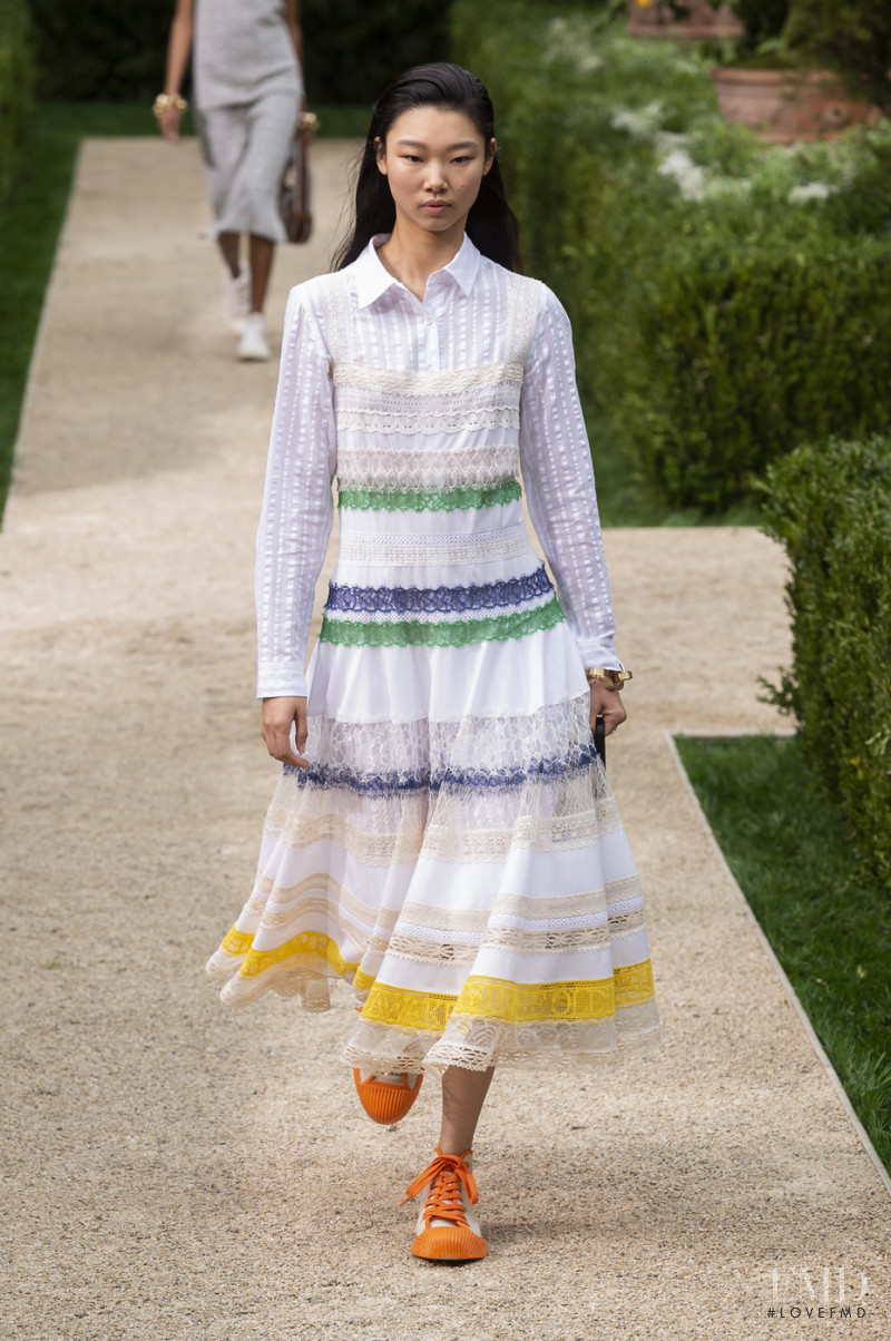 Yoon Young Bae featured in  the Tory Burch fashion show for Spring/Summer 2019