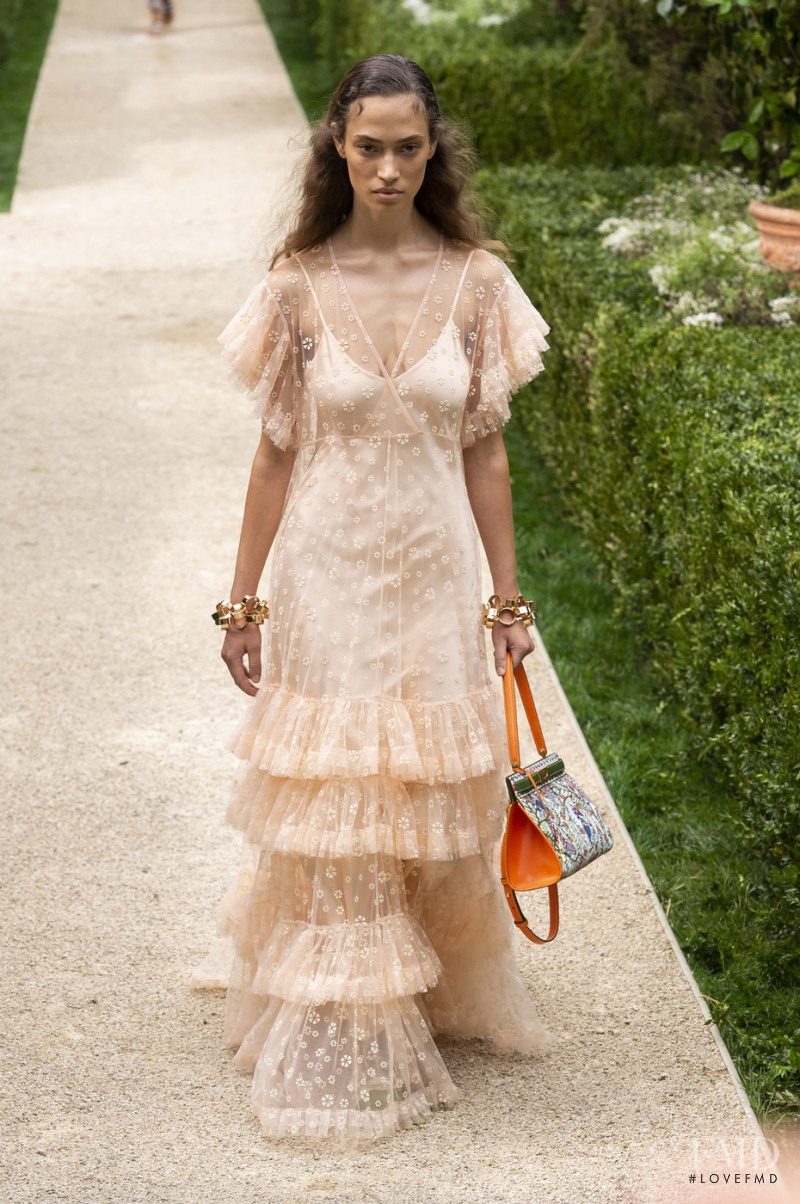 Sophie Koella featured in  the Tory Burch fashion show for Spring/Summer 2019