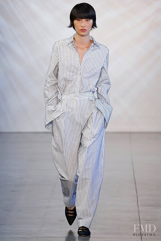He Jing featured in  the Noon By Noor fashion show for Spring/Summer 2019