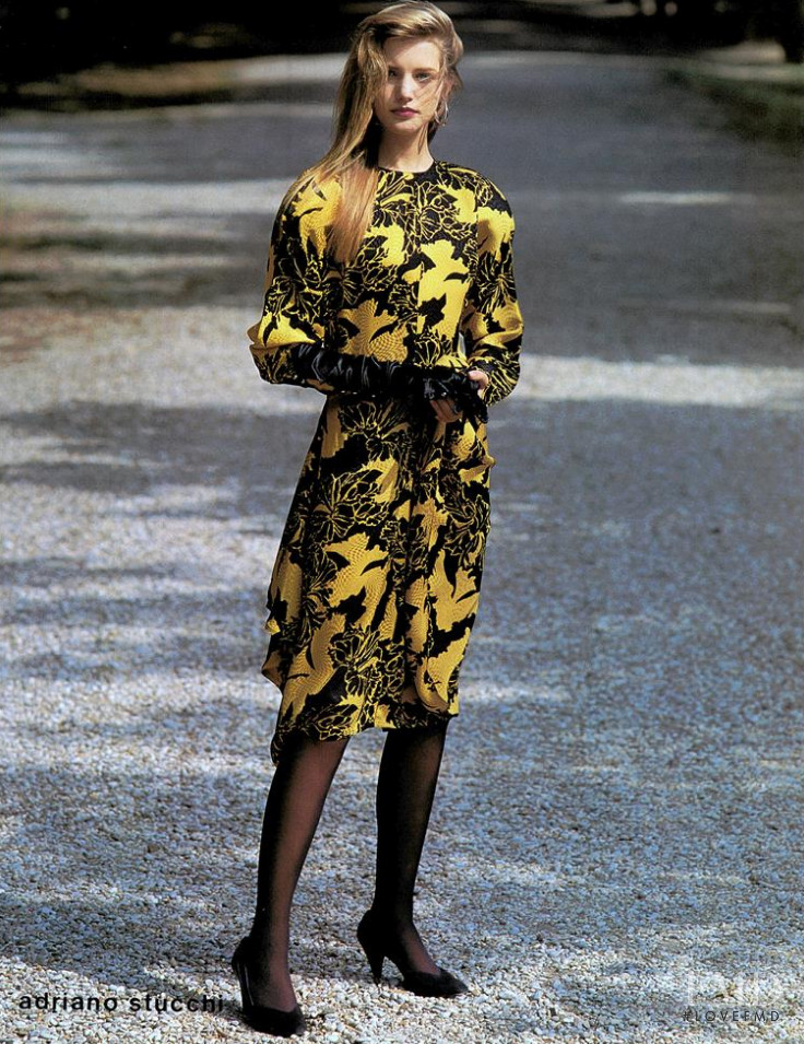 Cecilia Chancellor featured in  the Versace advertisement for Autumn/Winter 1986