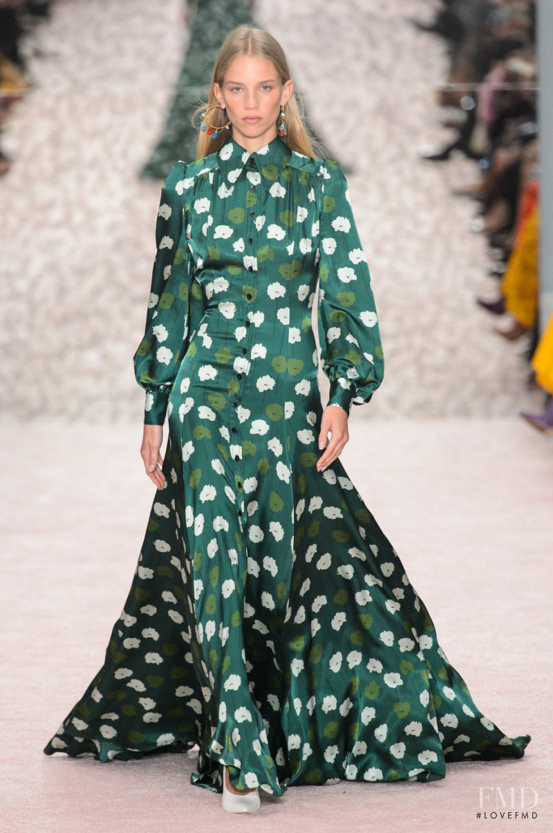 Rebecca Leigh Longendyke featured in  the Carolina Herrera fashion show for Spring/Summer 2019