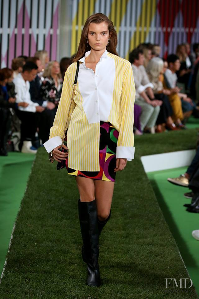 Michelle van Bijnen featured in  the Escada fashion show for Spring/Summer 2019