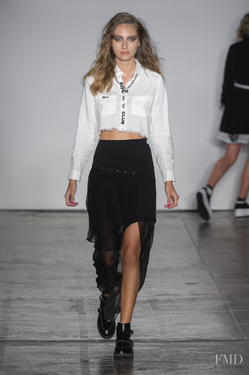 Nicole Miller fashion show for Spring/Summer 2019