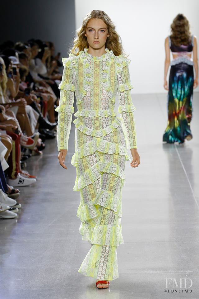 Vivienne Hu fashion show for Spring/Summer 2019