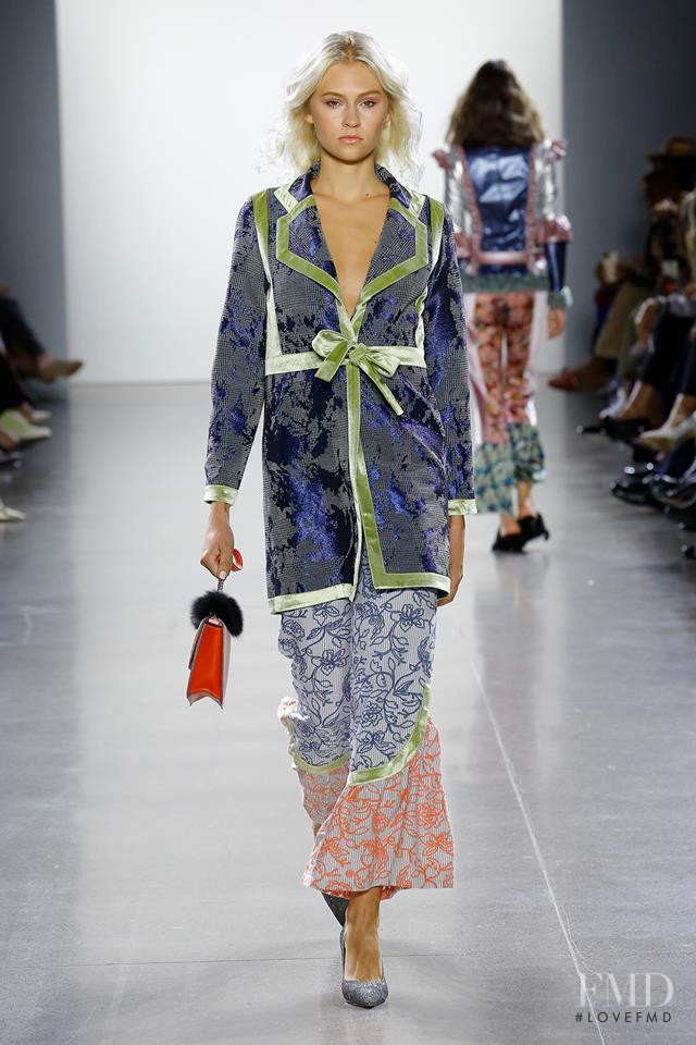 Vivienne Hu fashion show for Spring/Summer 2019