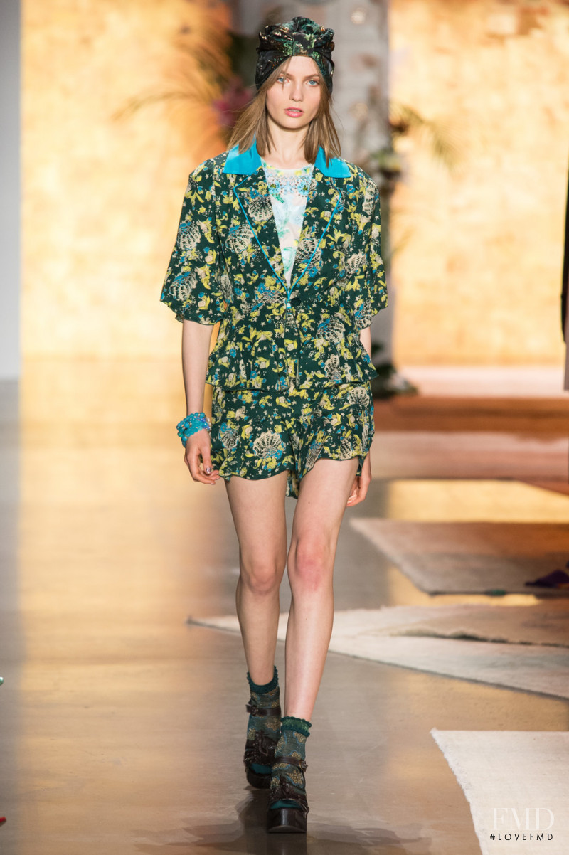 Fran Summers featured in  the Anna Sui fashion show for Spring/Summer 2019