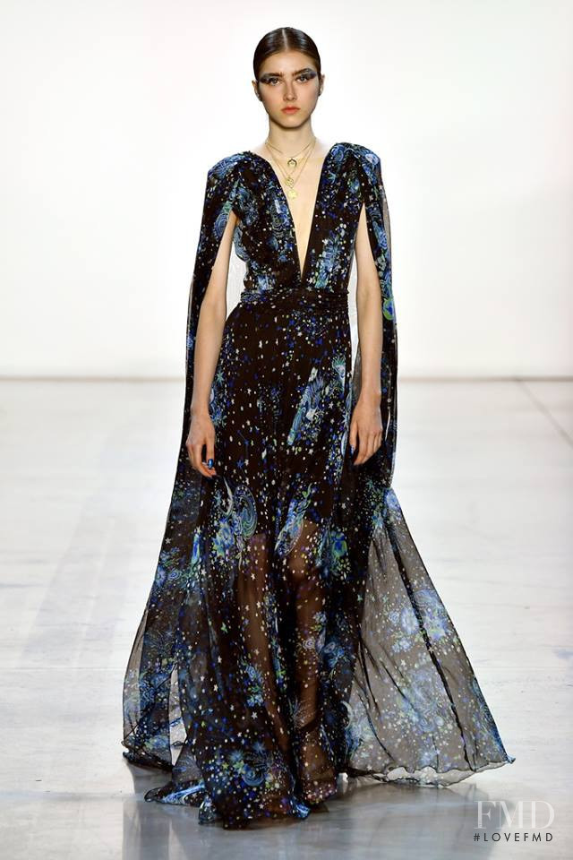 Jay Jankowska featured in  the Tadashi Shoji fashion show for Spring/Summer 2019