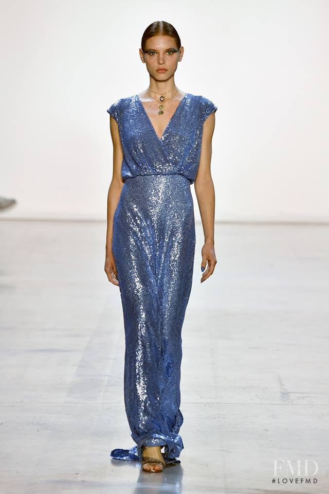 Tadashi Shoji fashion show for Spring/Summer 2019