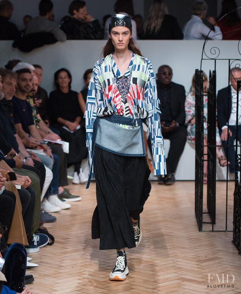 Hannah Claverie featured in  the J.W. Anderson fashion show for Spring/Summer 2019