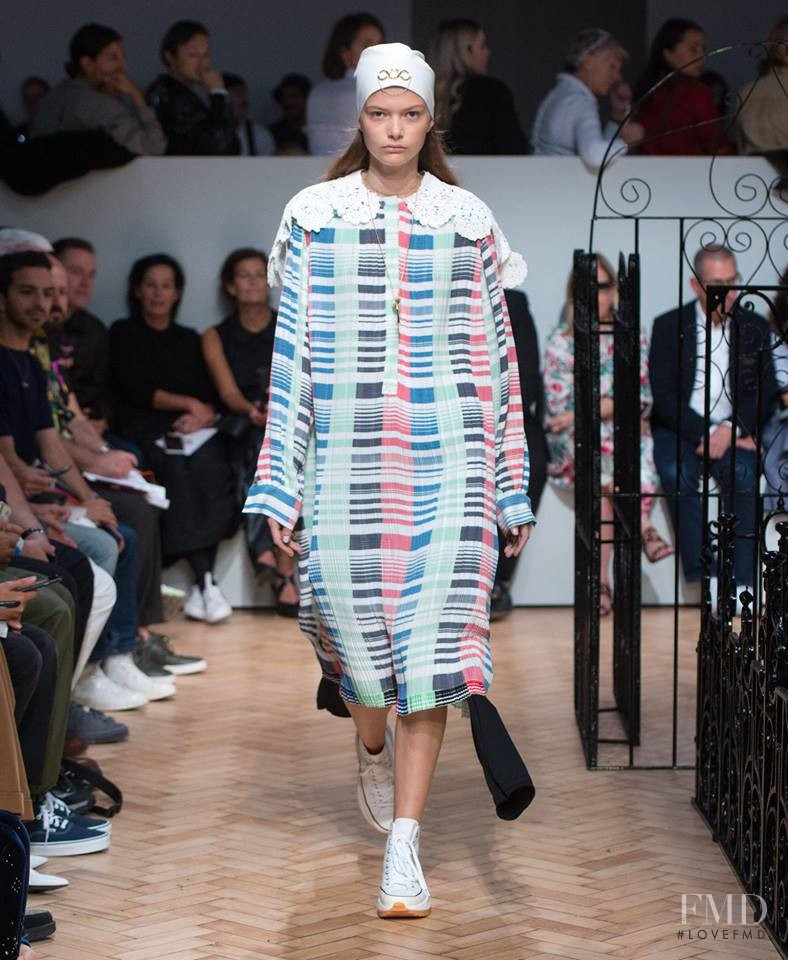 Louise Robert featured in  the J.W. Anderson fashion show for Spring/Summer 2019