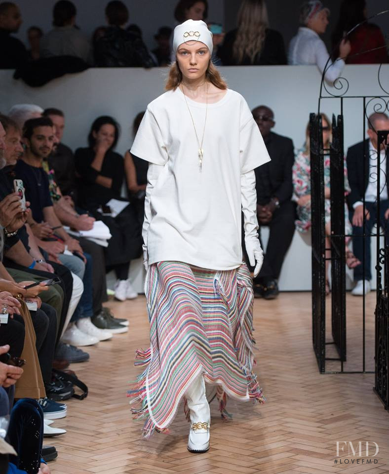 Fran Summers featured in  the J.W. Anderson fashion show for Spring/Summer 2019